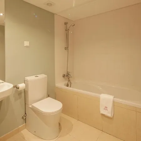 Chiado Premium Two Bedroom By Les Deux Mariettes Lizbona