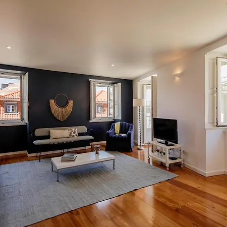 Chiado Premium Two Bedroom By Les Deux Mariettes דירה *