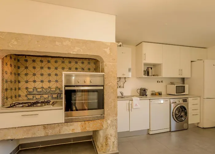 Chiado Premium Two Bedroom By Les Deux Mariettes Apartment *